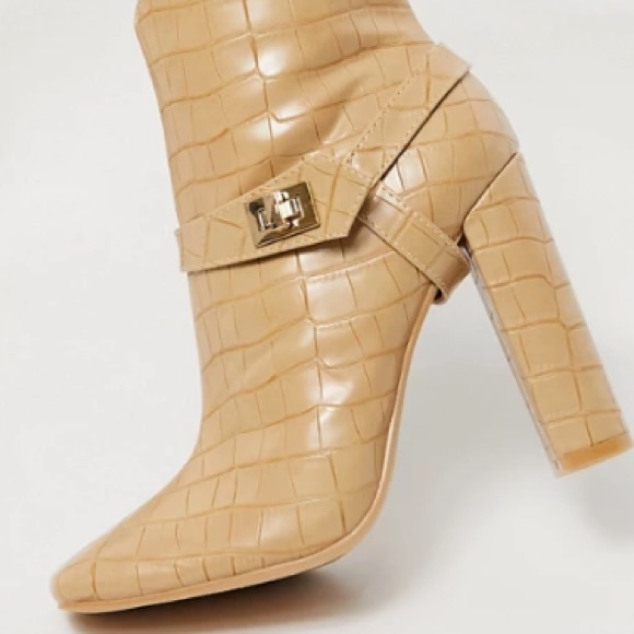 BNIB • ASOS GLAMOROUS Beige Croc Embossed Ankle Boot with Harness Details - Picture 4 of 12